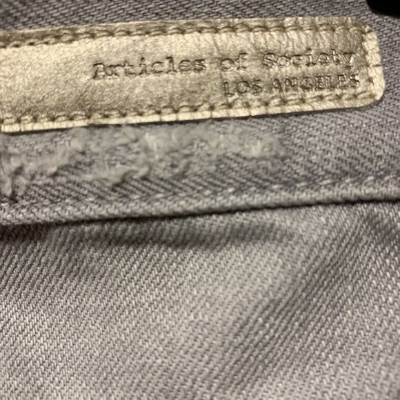 Articles of Society~ NWT!!~ Distressed gray jean shorts - Picture 2 of 15